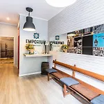 Emporium Konukevi 4*