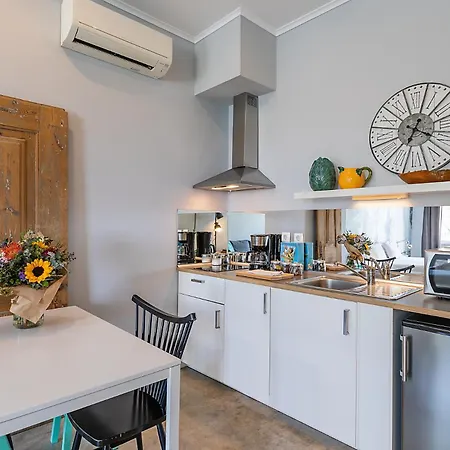 埃姆珀瑞姆里斯本套房酒店 招待所 4*