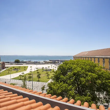 埃姆珀瑞姆里斯本套房酒店 4* Lisboa