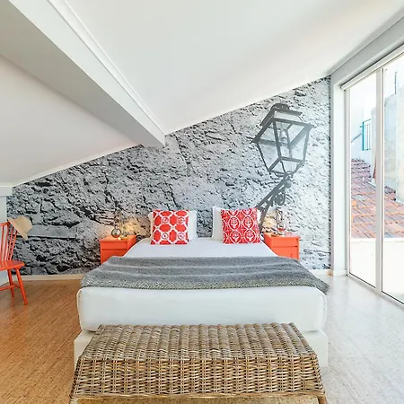 Emporium בית הארחה 4*