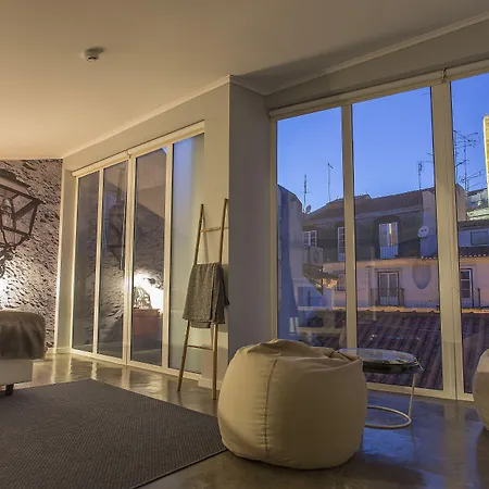 Emporium בית הארחה 4*